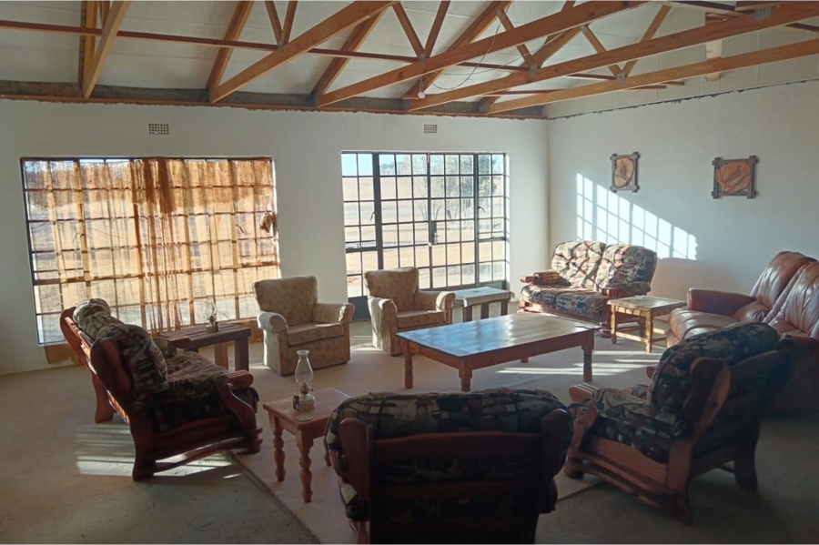 4 Bedroom Property for Sale in Oranjeville Free State